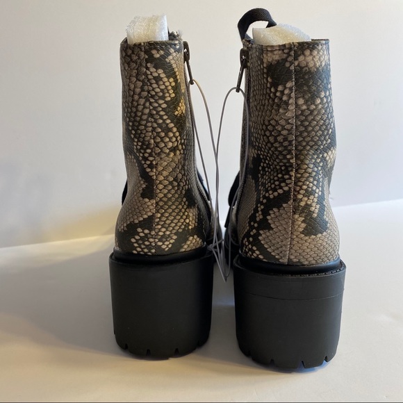 NWT Snakeskin Combat Boots Lace Zipper Chunky Heel - Picture 7 of 9